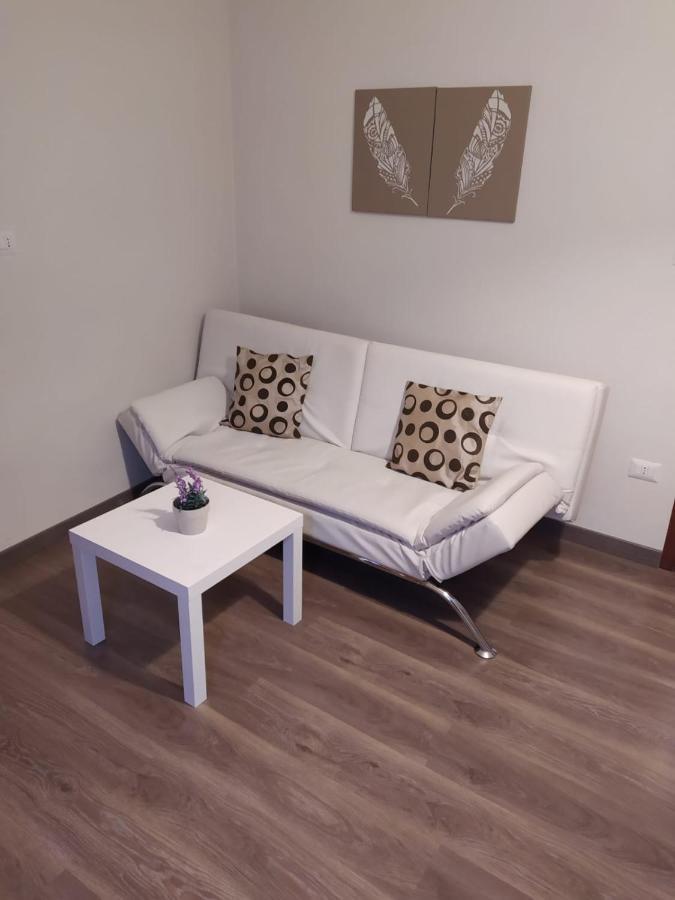Verbania Centro Storico 2 Camere מראה חיצוני תמונה
